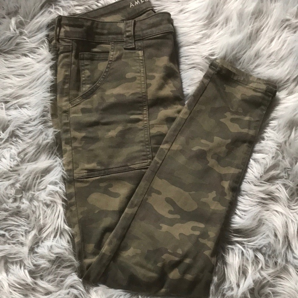American Eagle camouflage jeggings High waisted